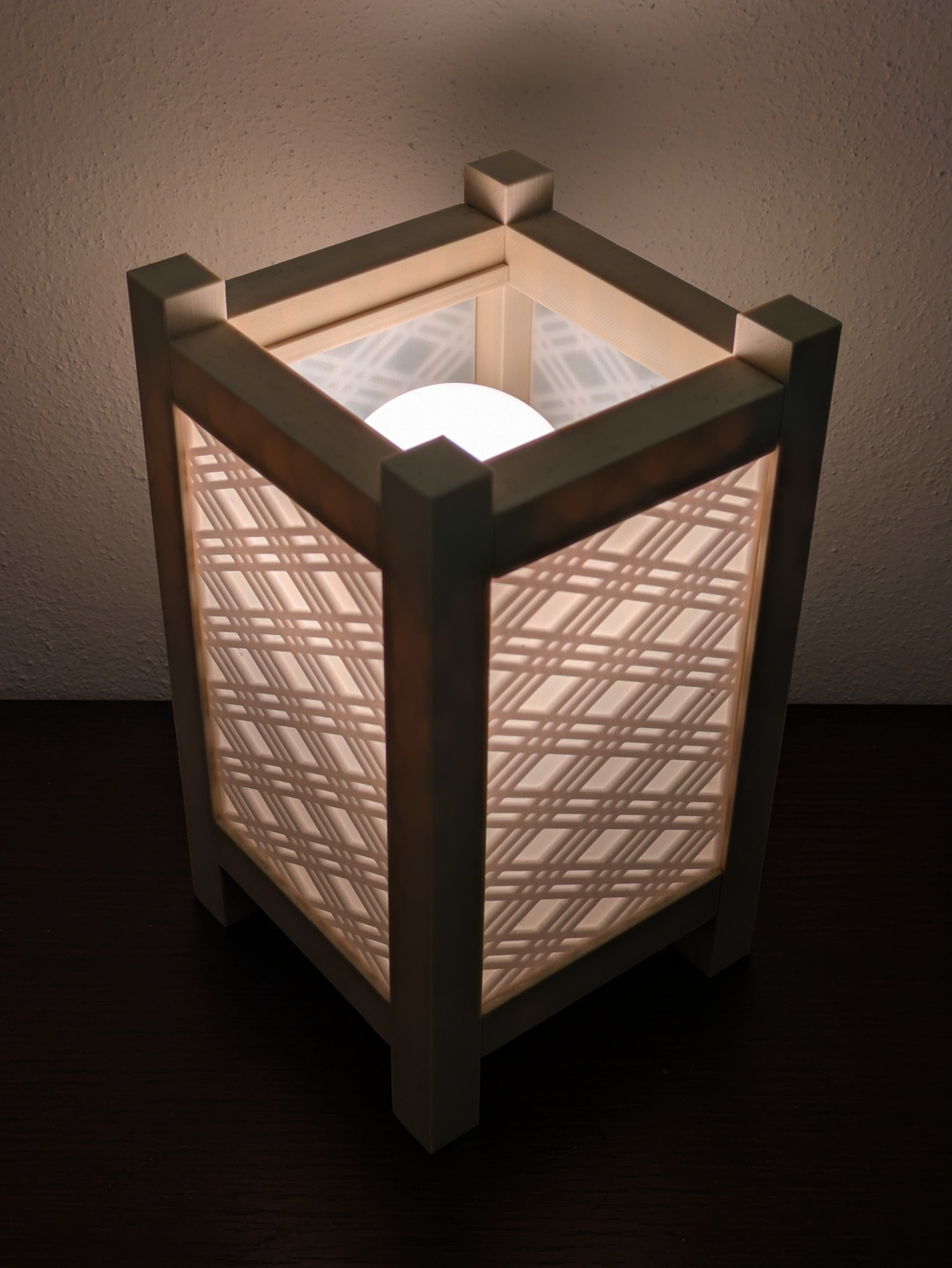 Kumiko desk lamp - E27 bulb base