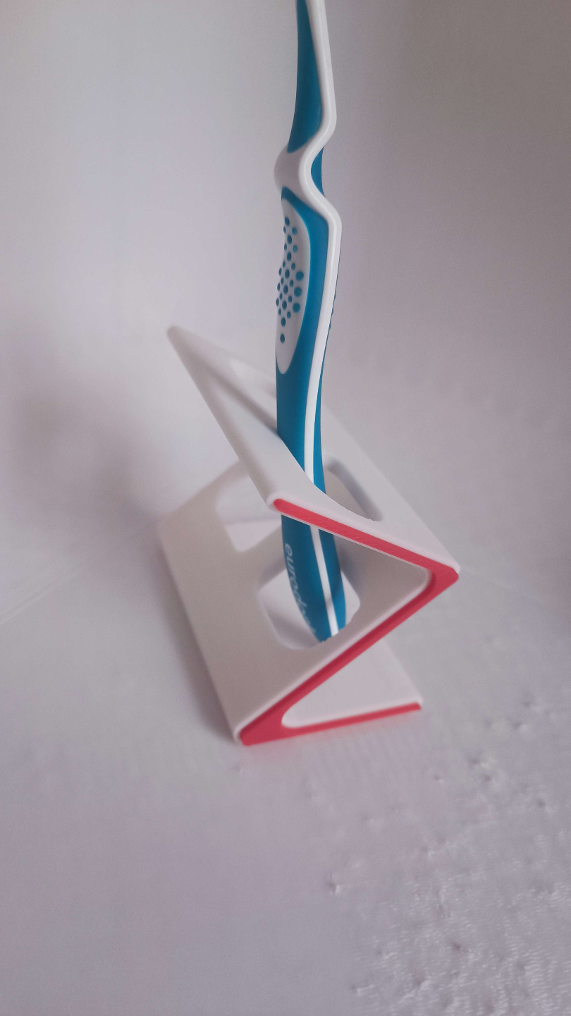 Simple Toothbrush holder