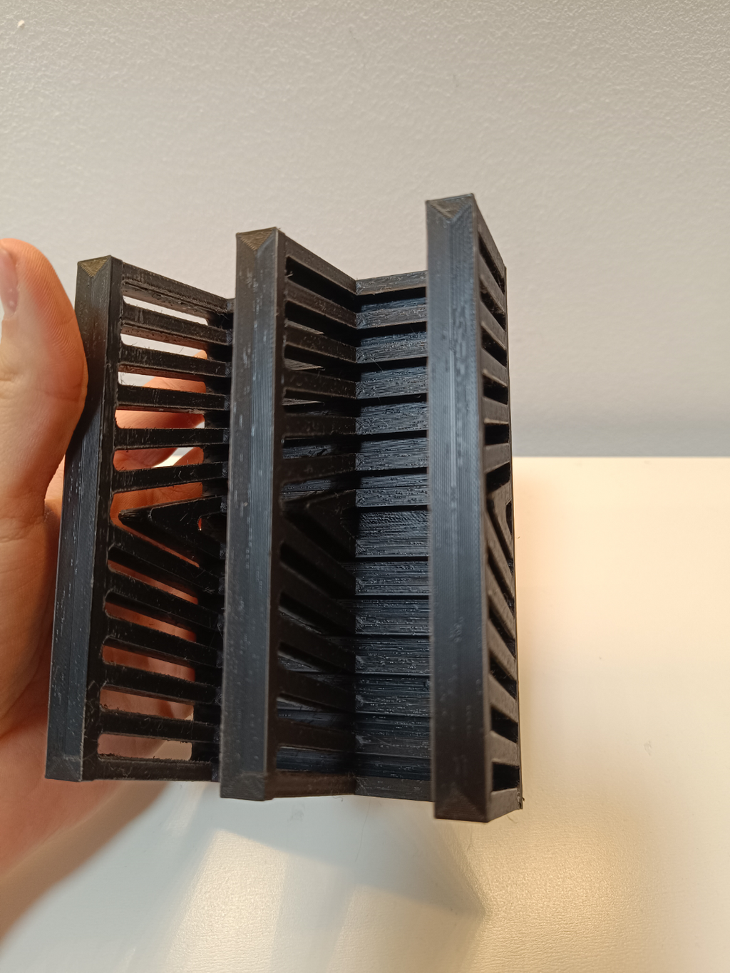 Soporte Vertical para Portátiles "gaming"