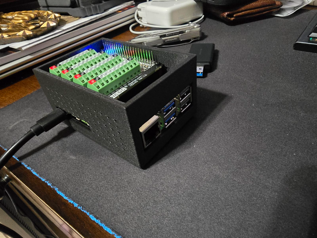 Raspberry Pi Enclosure