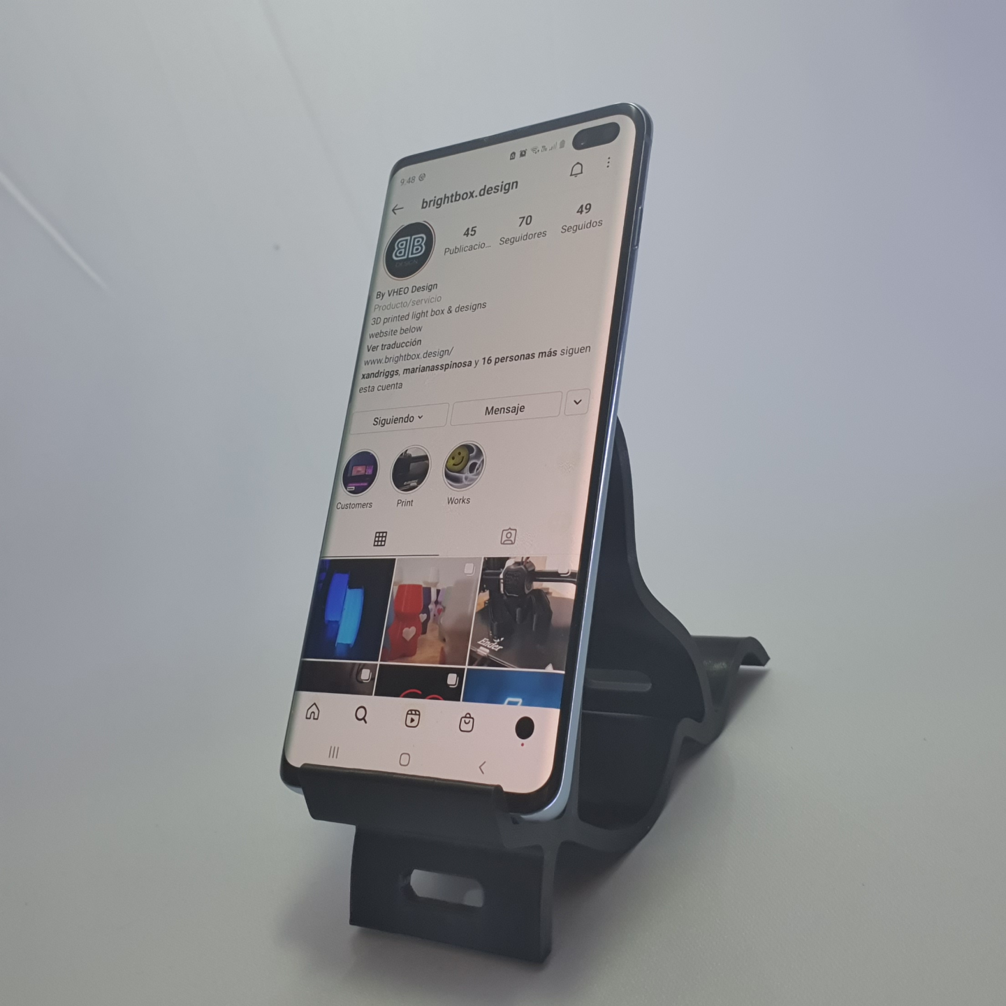 phone stand with Harry Potter logo