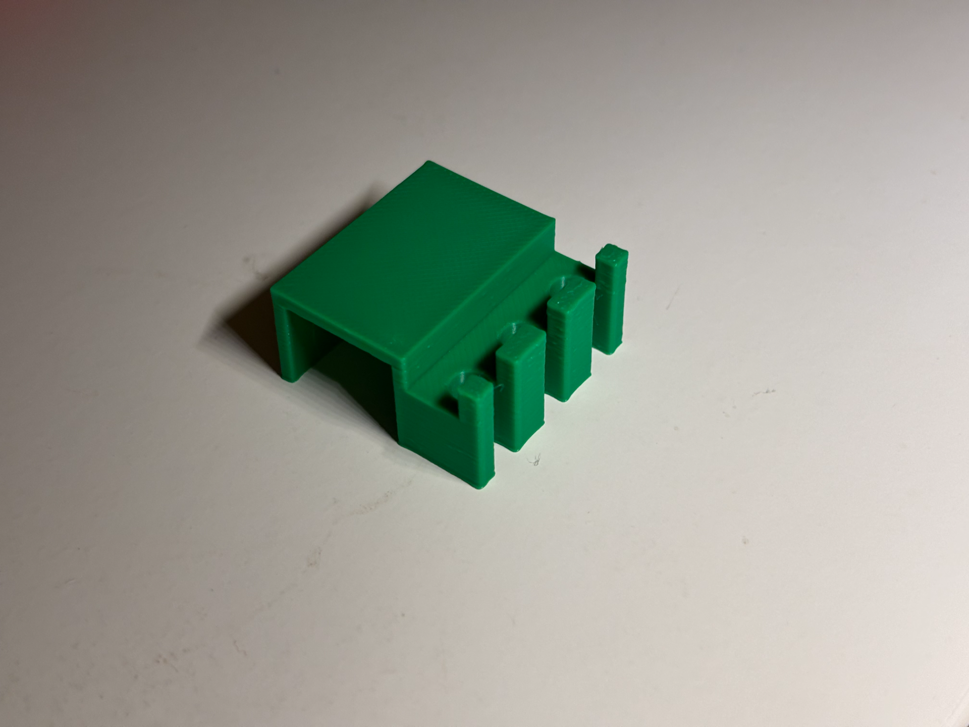 Scalable cable organiser for IKEA draws