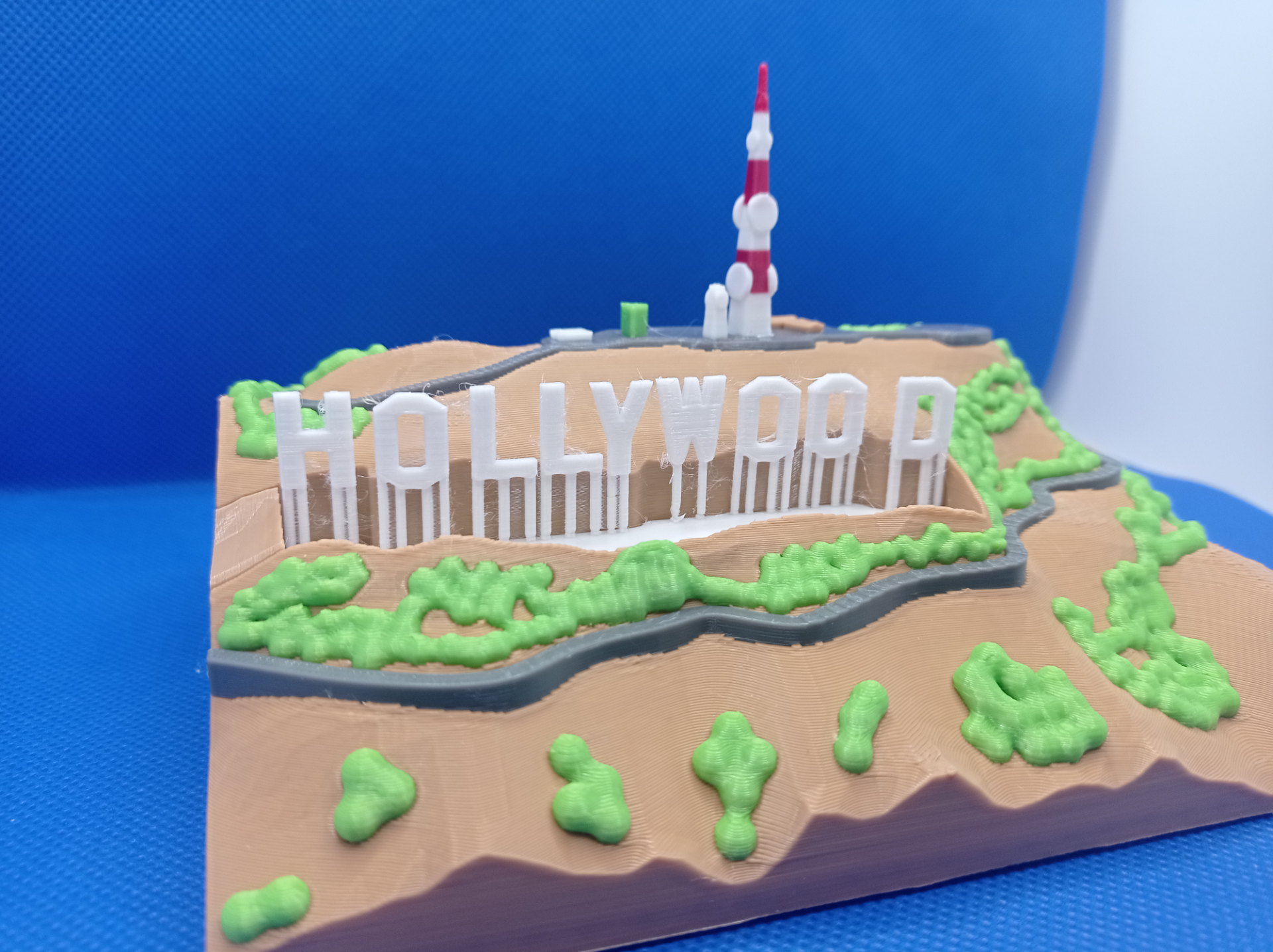 Hollywood landscape (stylized low-poly, brights at night)