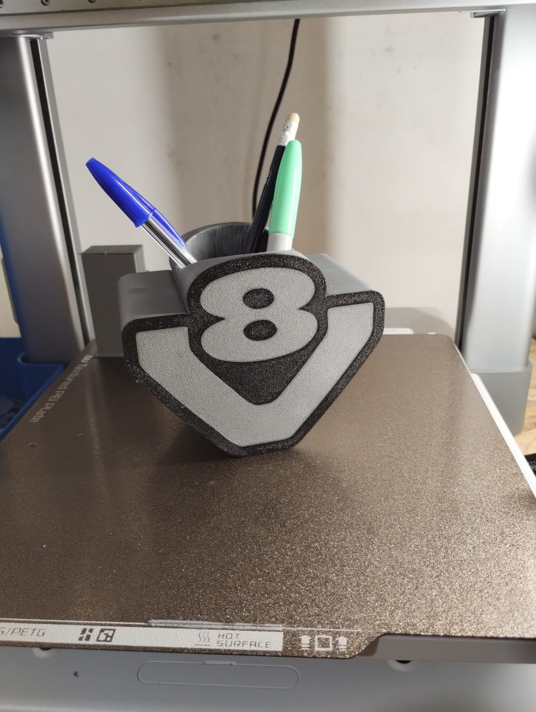 Scania V8 Logo Pencil Holder