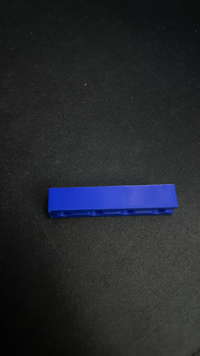 4-Slot Cable Organizer