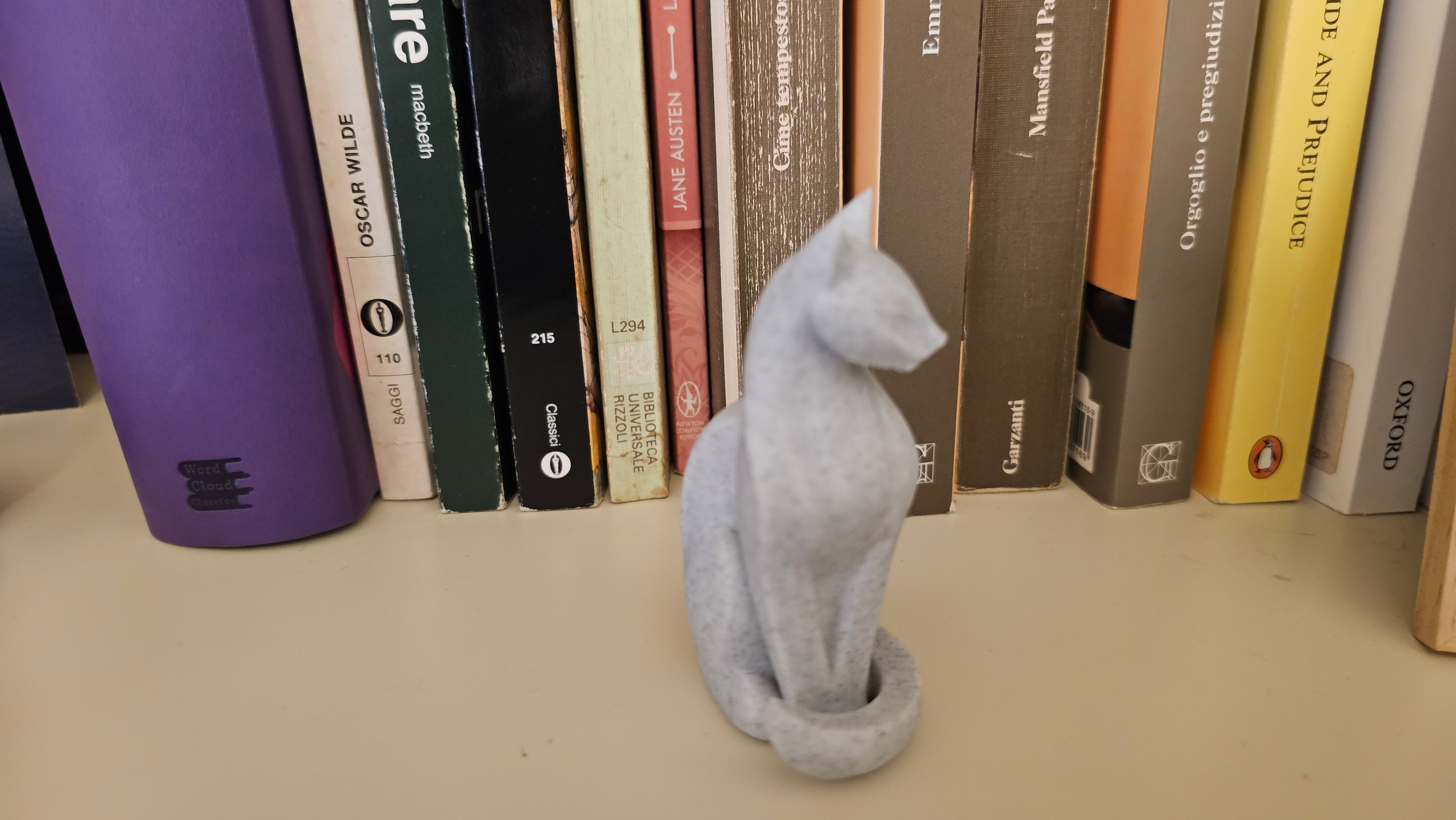Cat sculpture