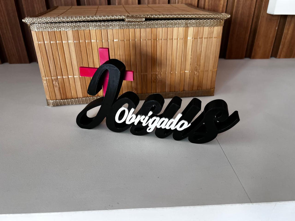 Decoração de mesa Obrigado Jesus