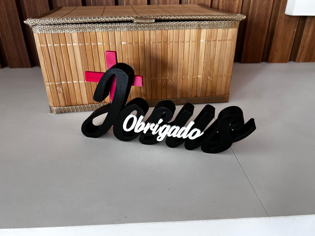 Decoração de mesa Obrigado Jesus