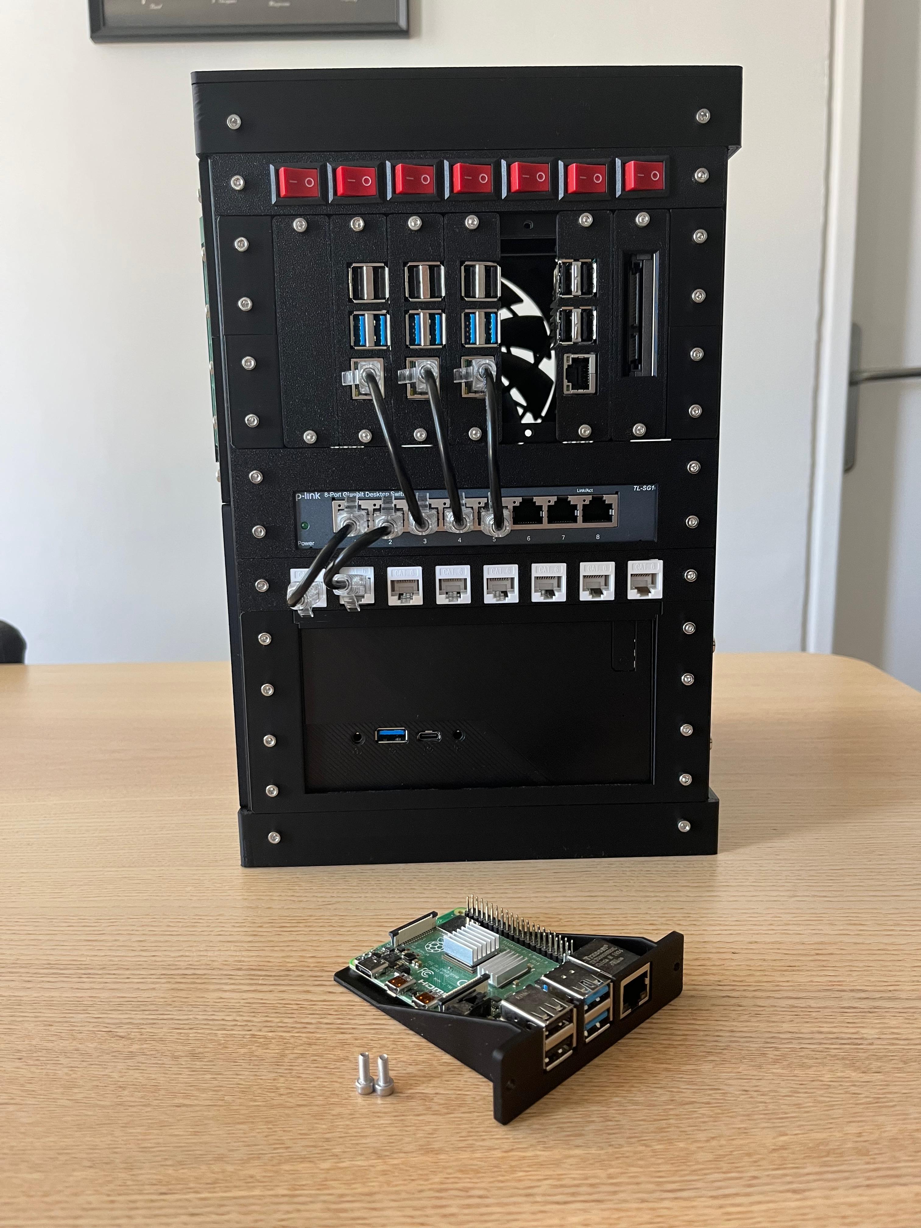 Microlab 2 - Mini Modular Home Server Rack