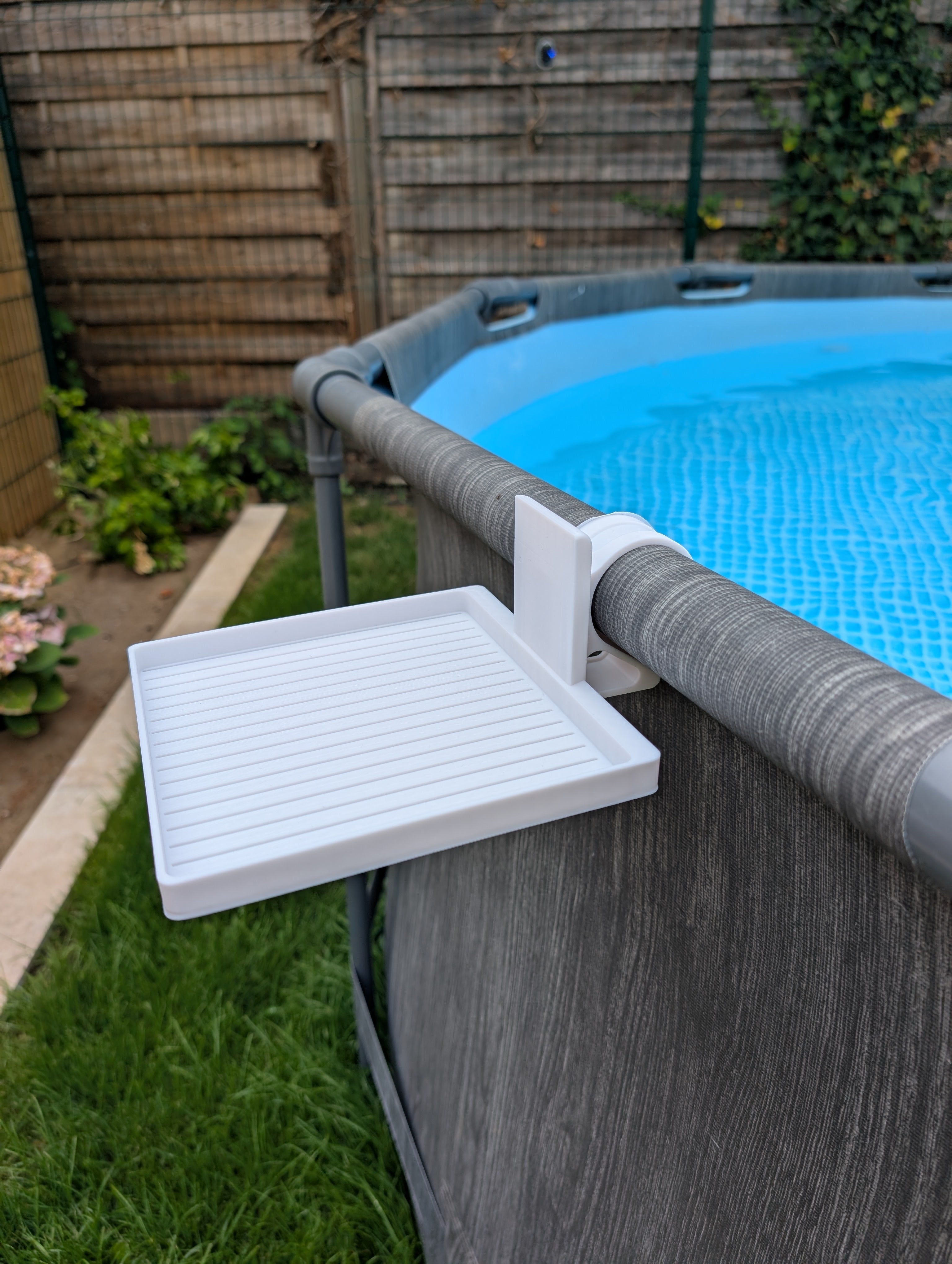 Support téléphone / boisson pour piscine tubulaire