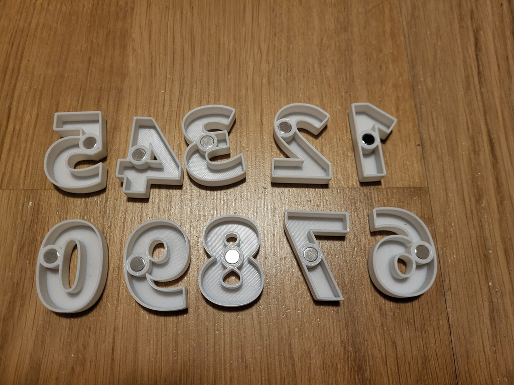 Numbers 0-9 fridge magnets with border