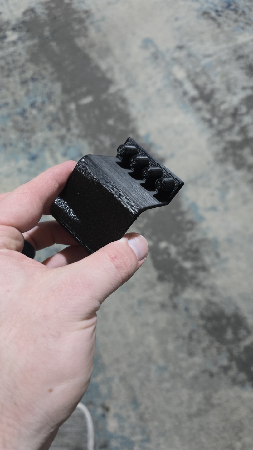 Xbox series X headphone hook