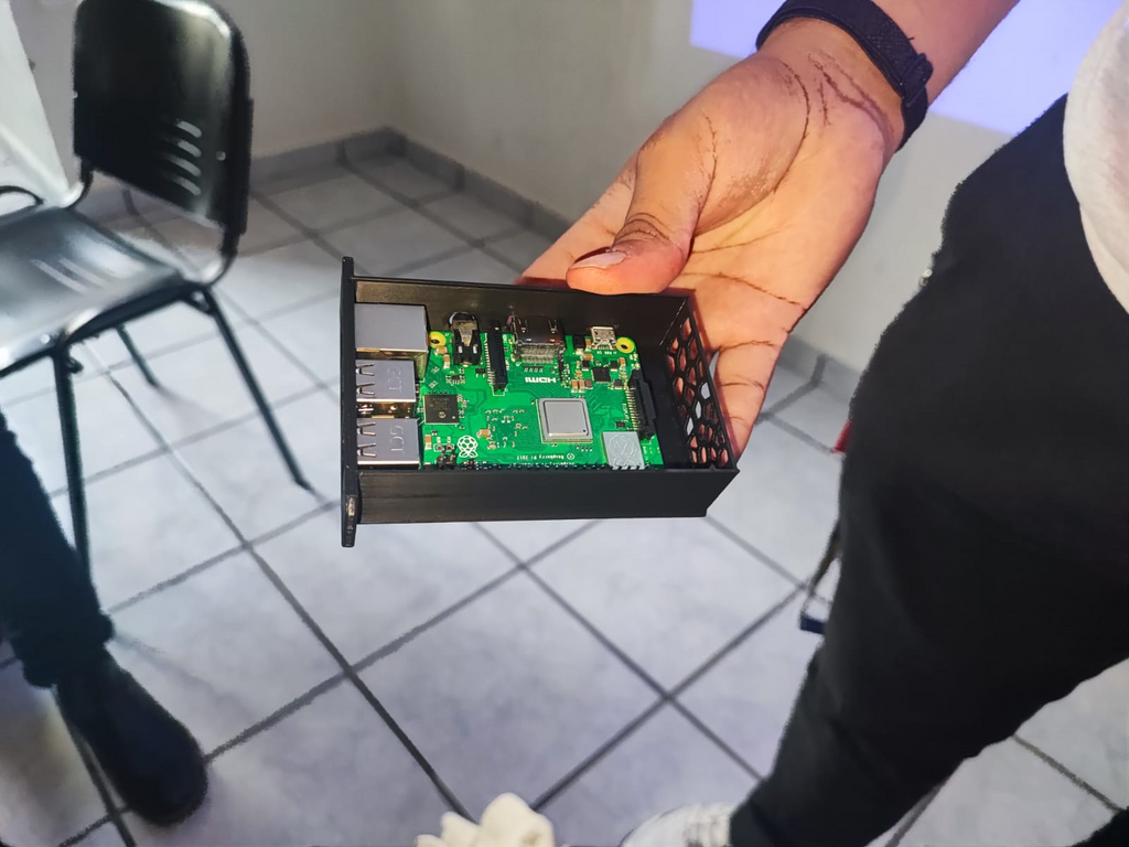 Mod Case for ServerRack - RasberryPi3 B+