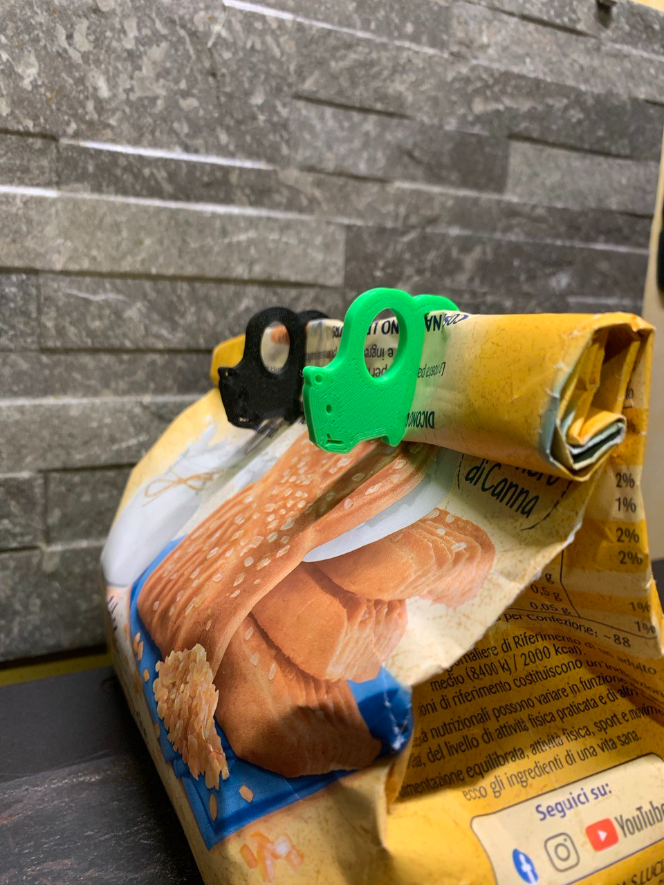 Capibara Bag Clip
