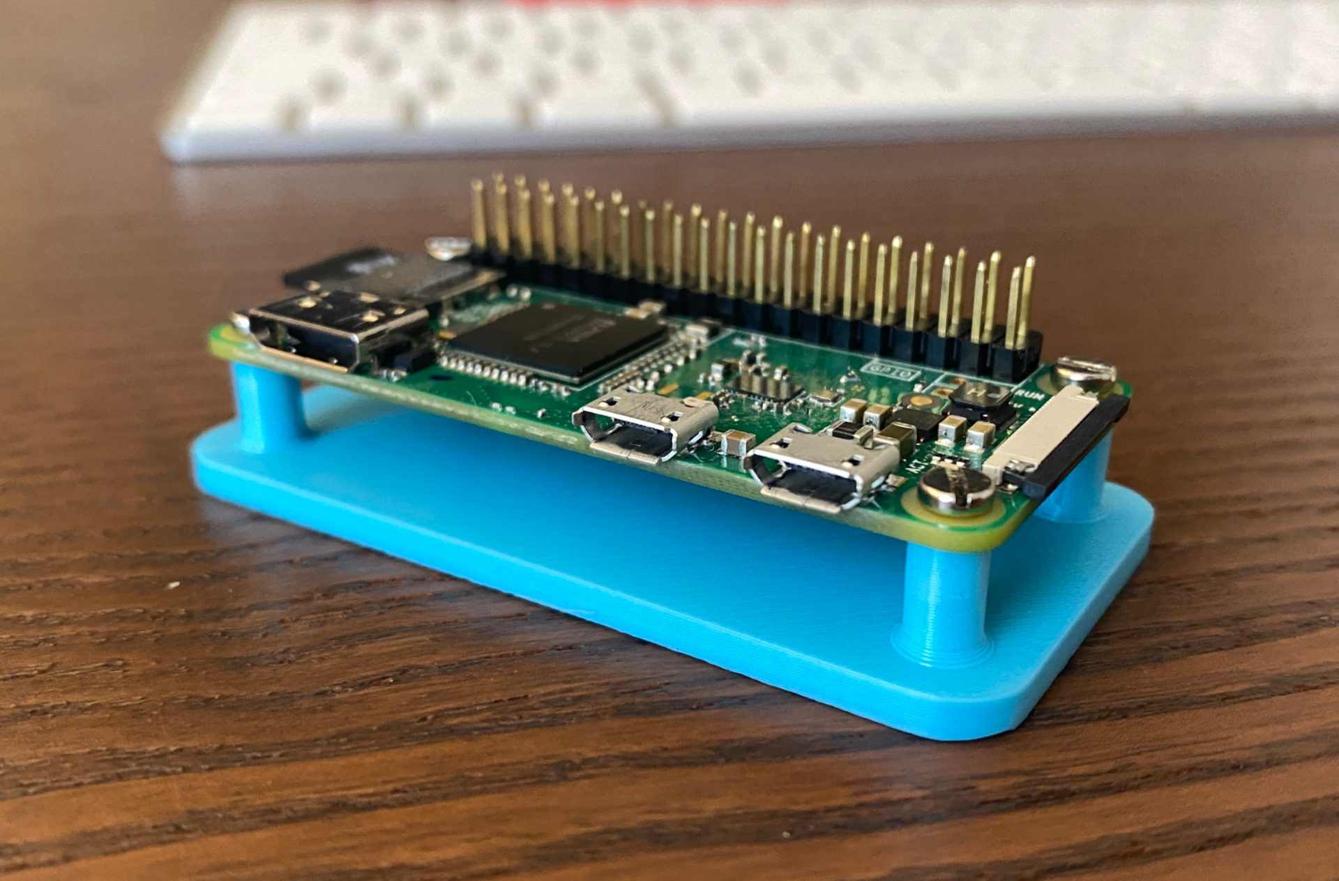 Simple Raspberry Pi Zero Base