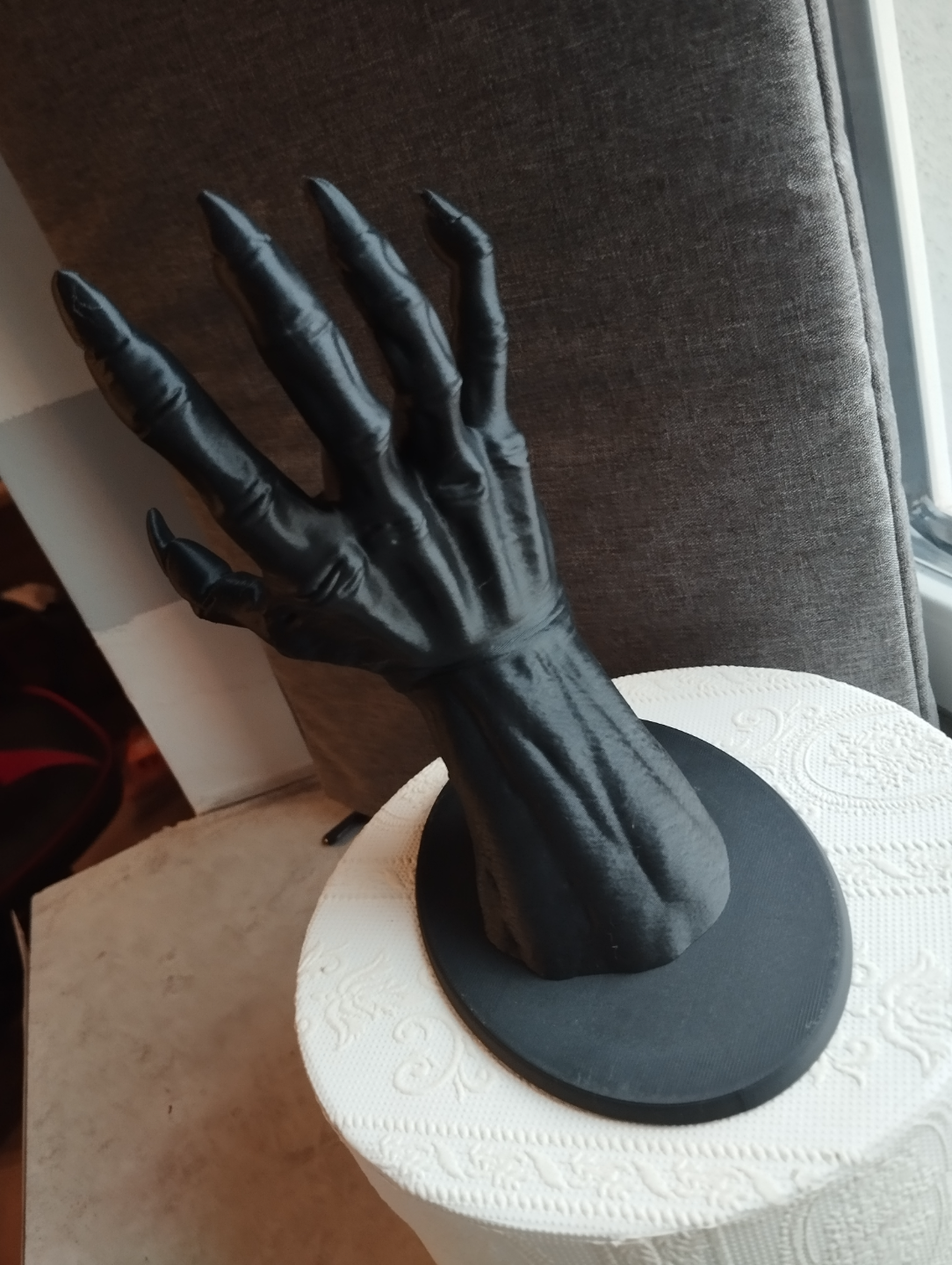 Devil Hand Jewlery Stand Mod
