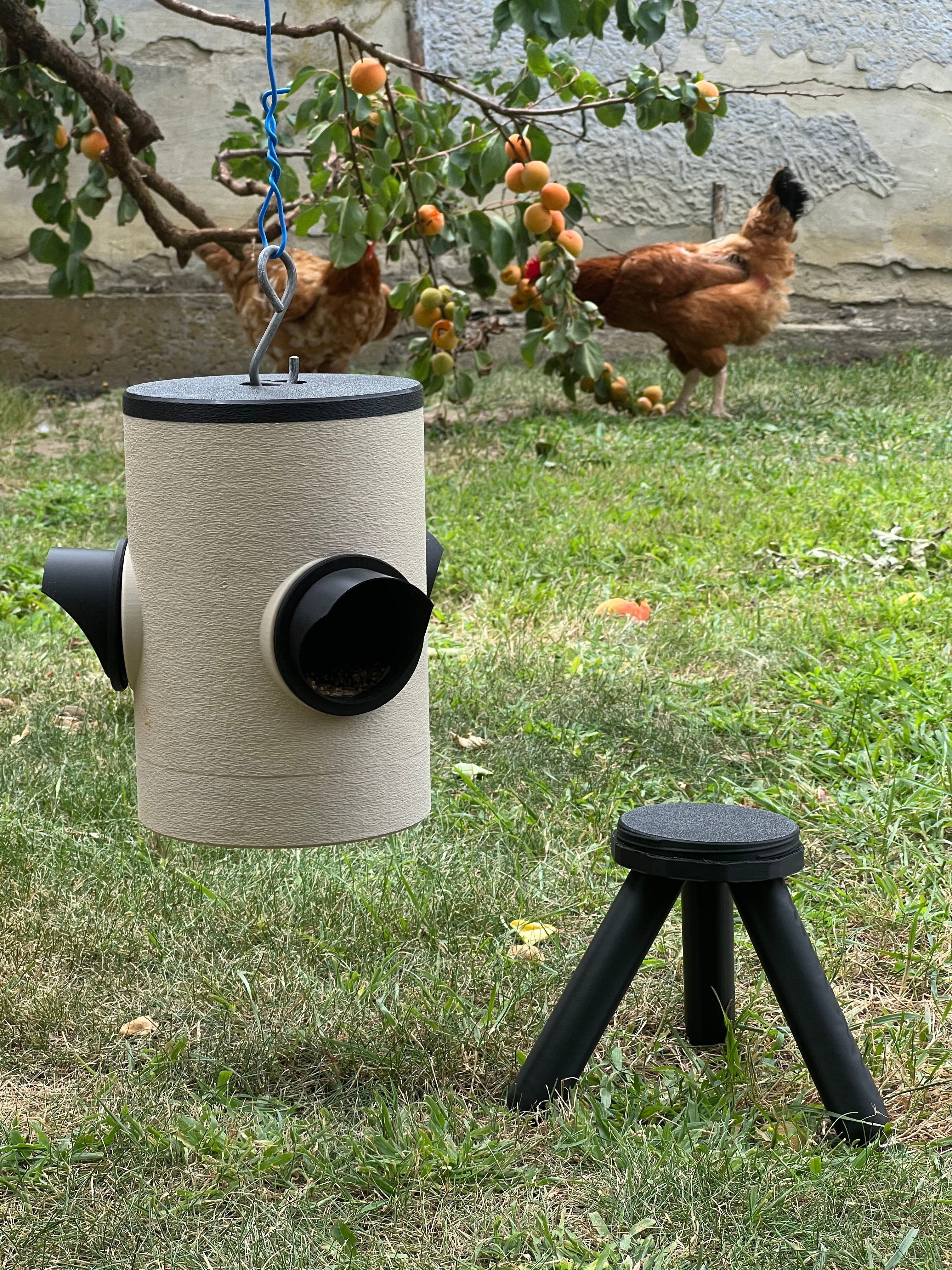 Automatic Chicken Feeder - Poultry Feeder