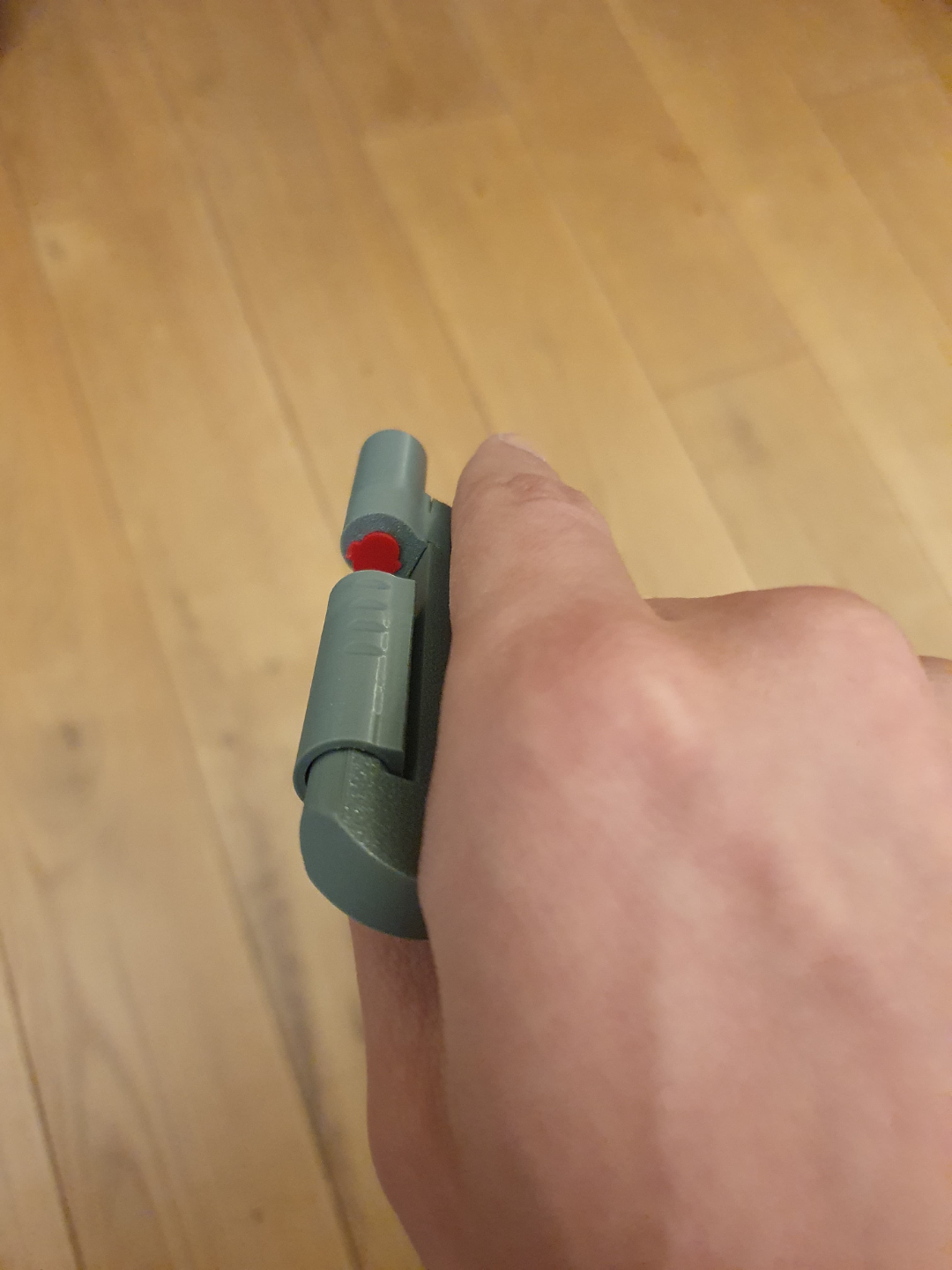Simplest toy cap gun