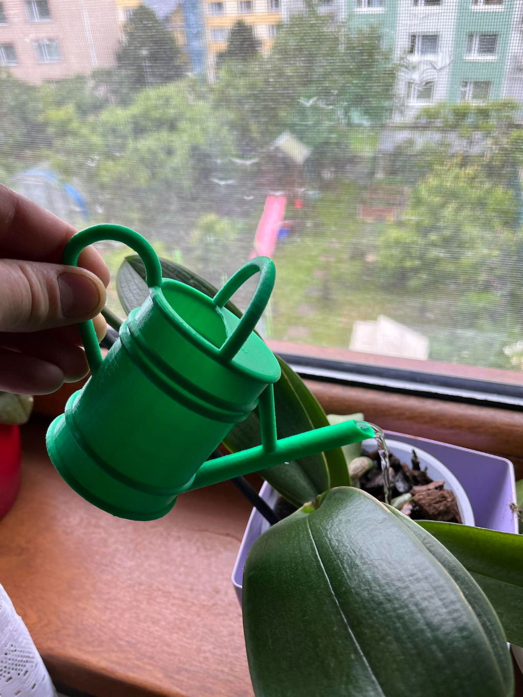 Minimalistic Watering can