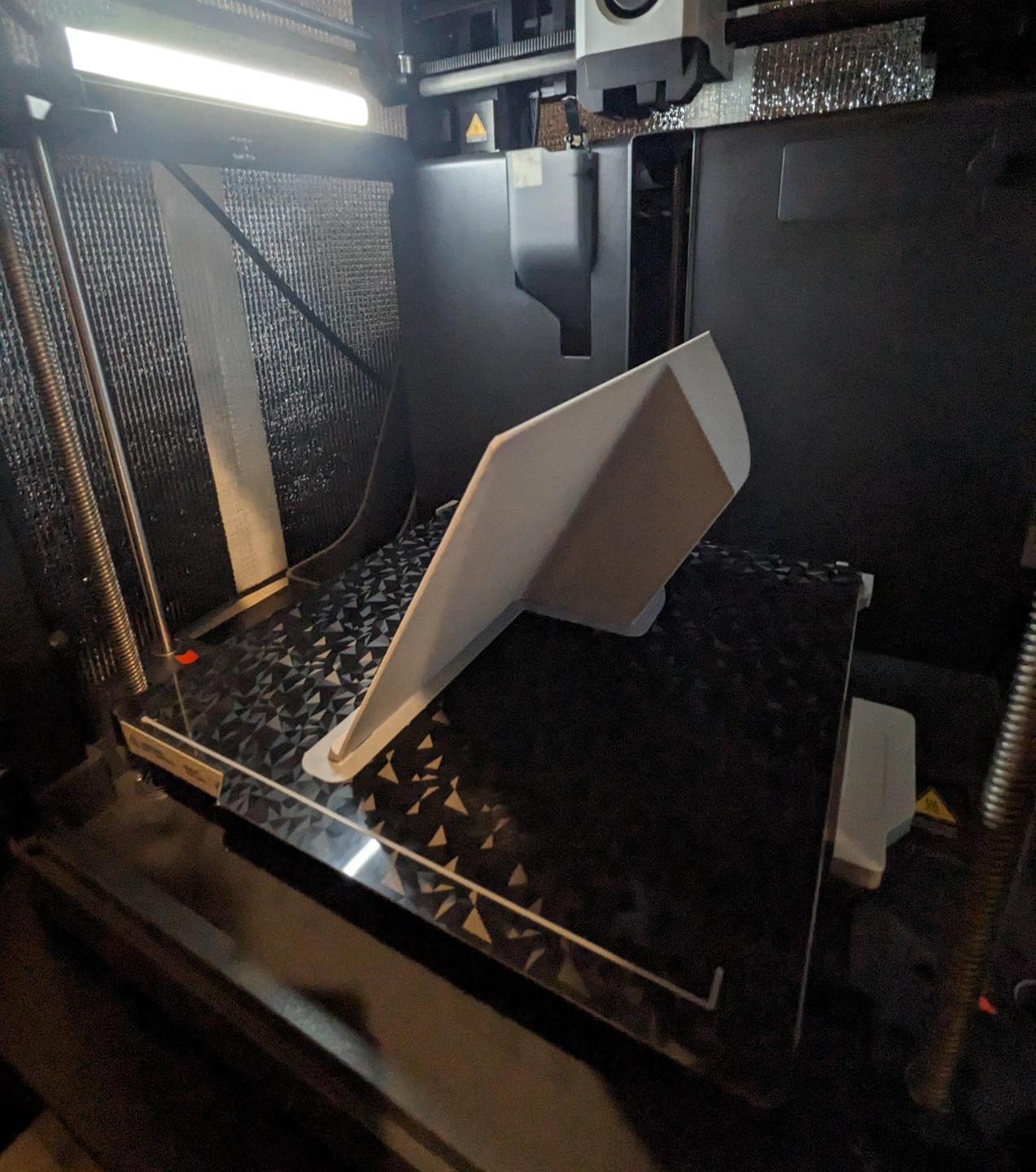 Cutting board trash tray (no supports)