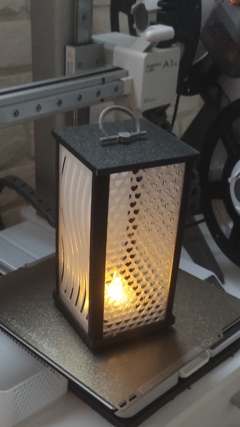 Simple lamp/mini lantern with changeable patterns