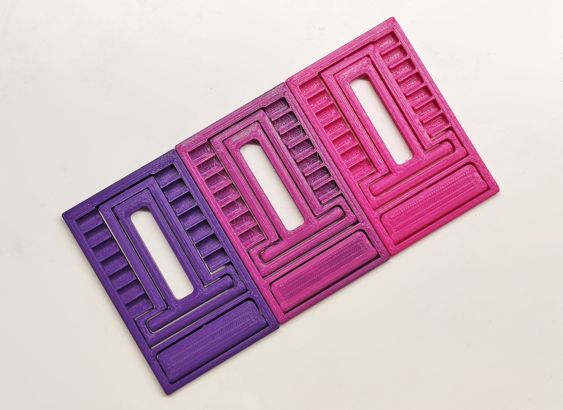 Print in Place : Mobile Stand (Credit Card Size)