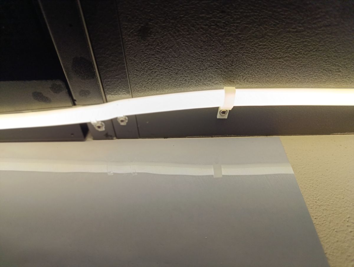 led strip clip - Clip striscia LED