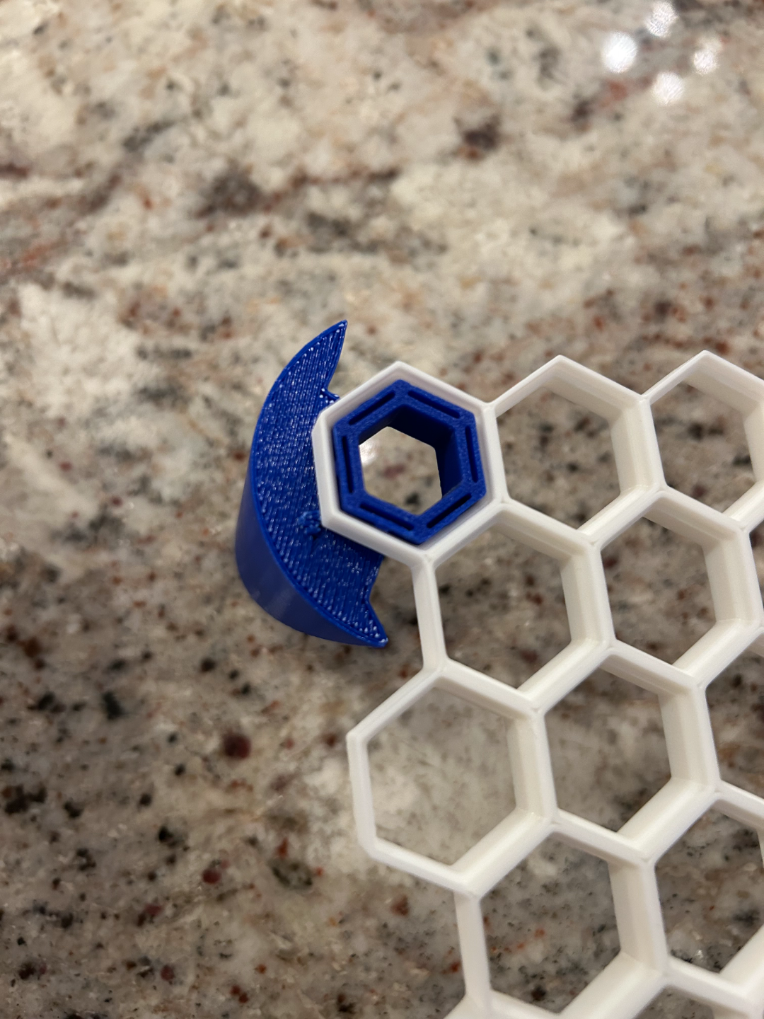 Honeycomb Storage Wall/HSW Spool holder
