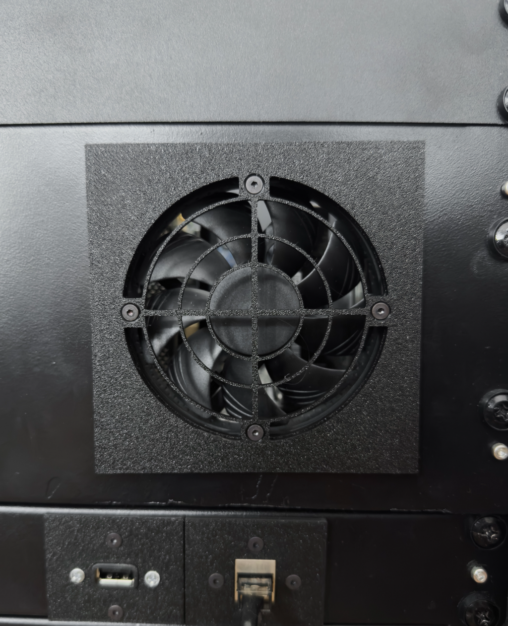92MM Fan Mount (Noctua A9 & other 92mm Fans)