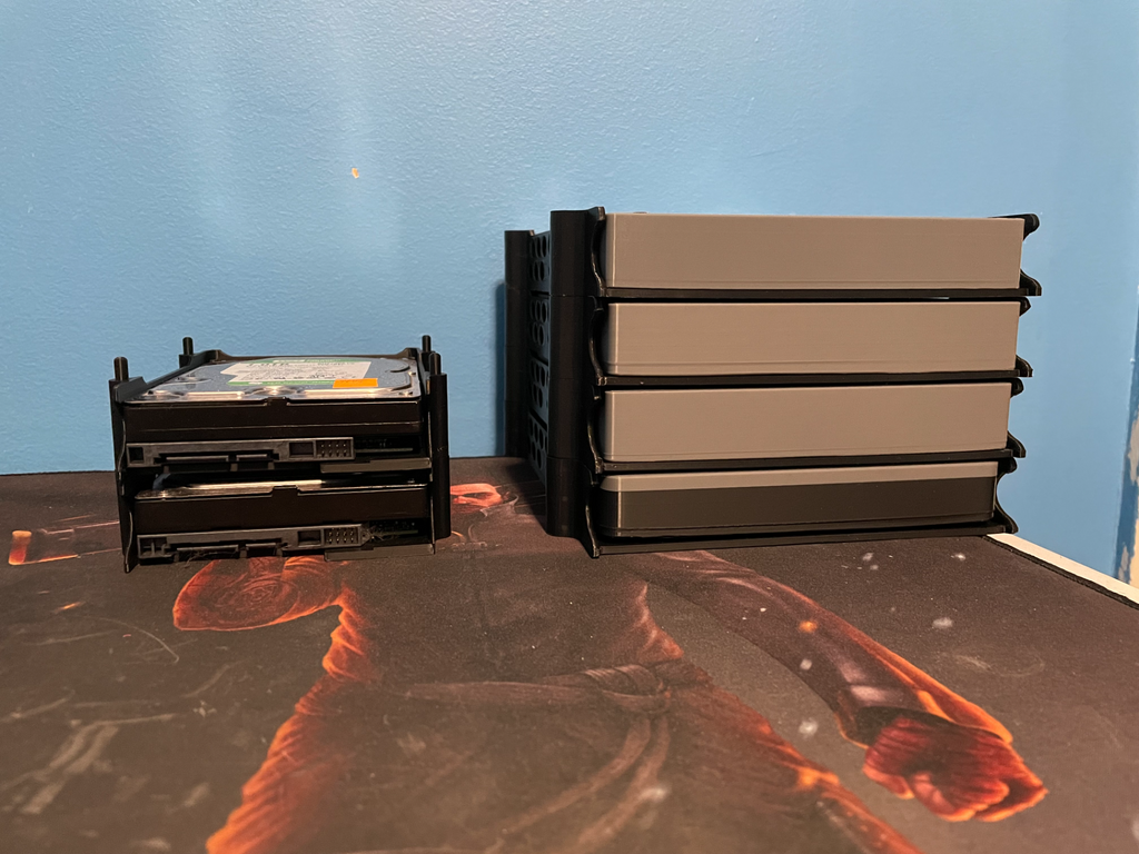 Desk Organizer /screws / bolts / Looks like HDD Caddy