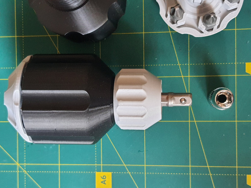 Short screwdriver