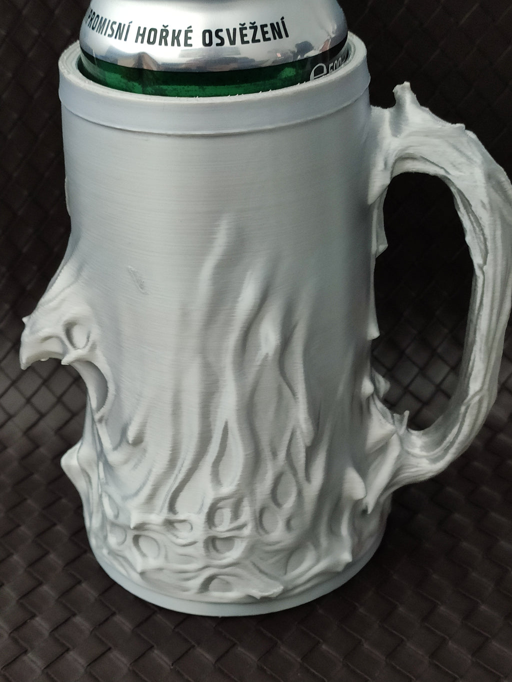 Wailing Spirit Can Holder