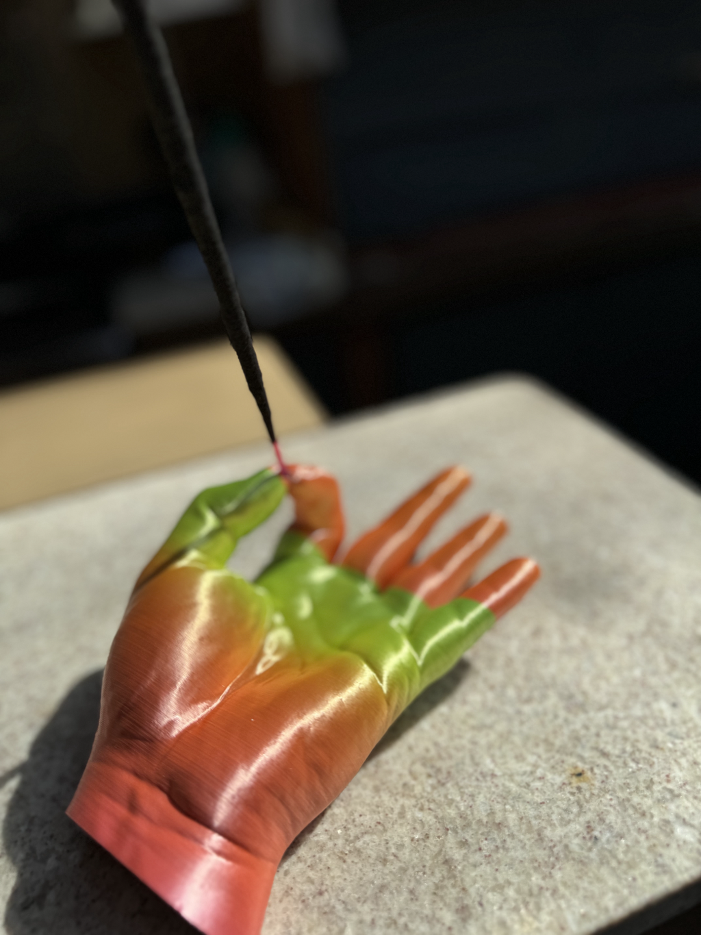 Mano porta sahumerios