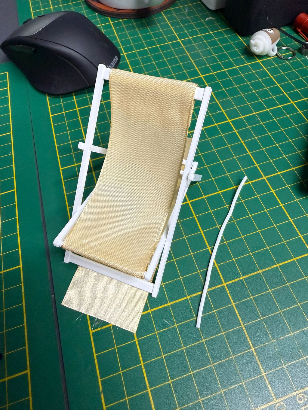 Miniature Deck Chair (1:10 Scale)