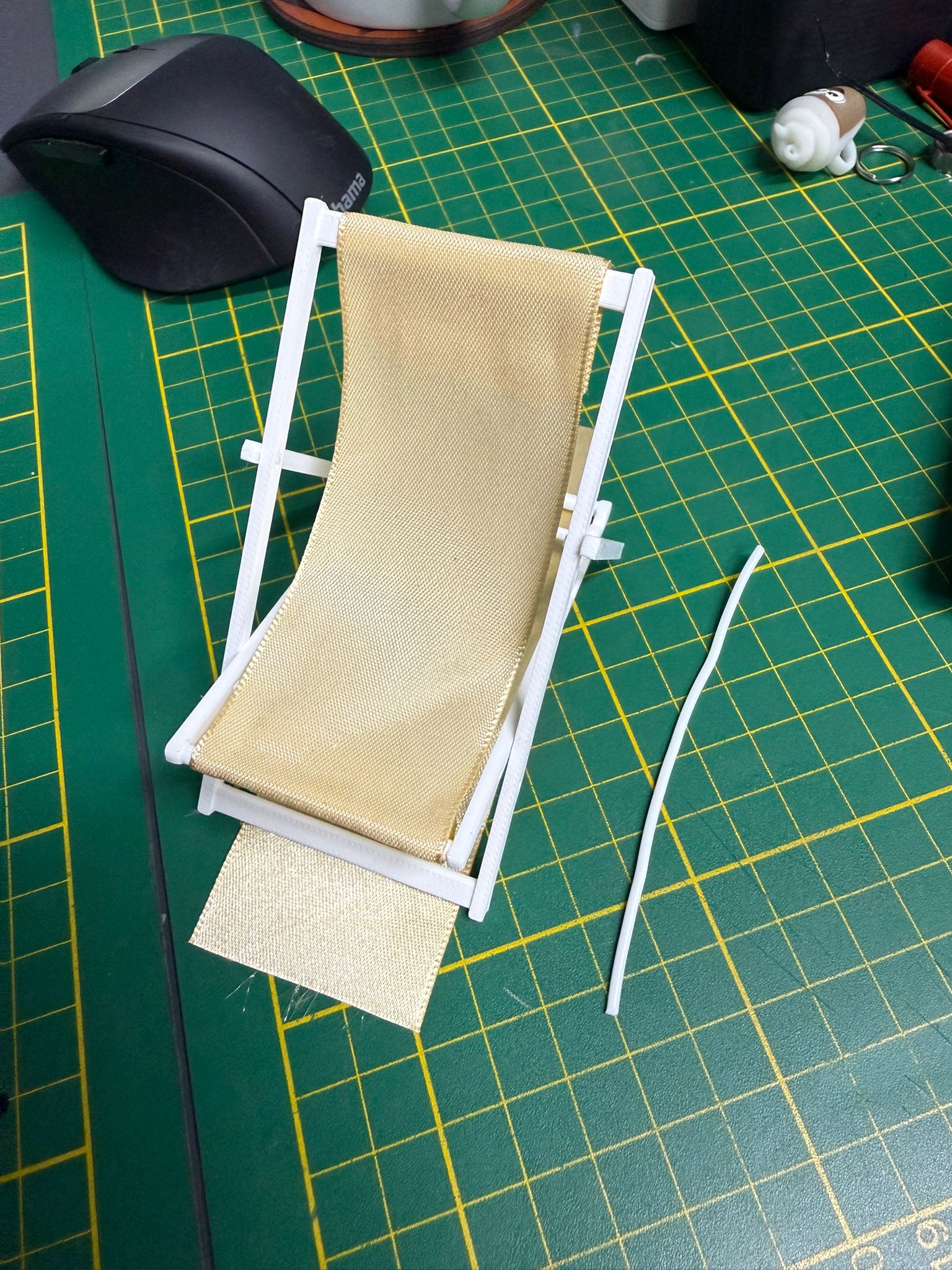 Miniature Deck Chair (1:10 Scale)