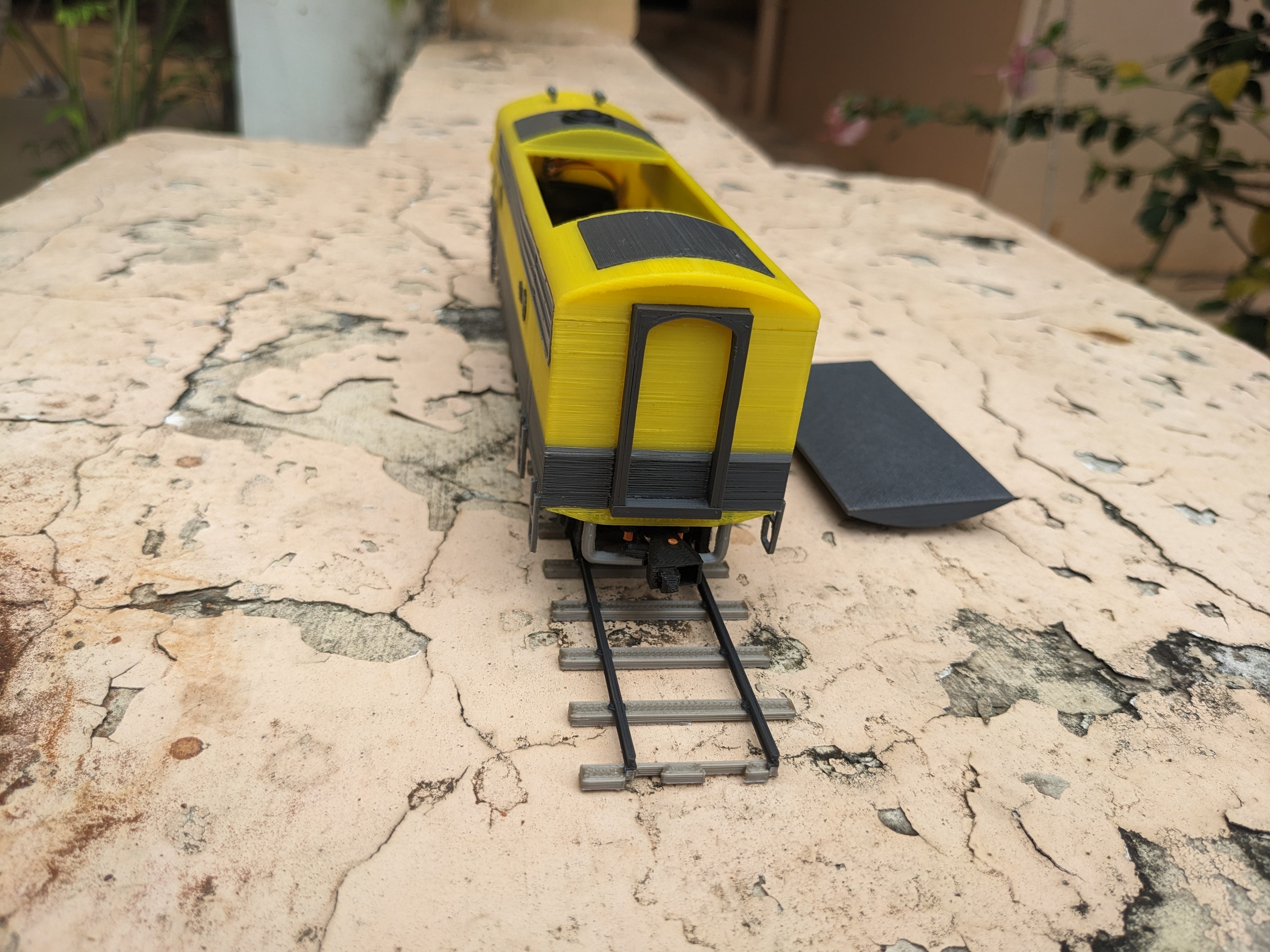 F7 Locomotive - Dragon Railway