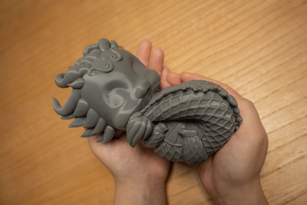 Sleeping Newborn Baby Dragon / 宝宝龙