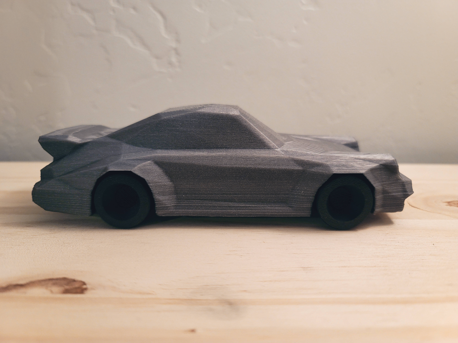 Low Poly Porsche 911 Turbo - Remastered