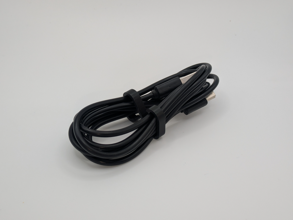 simple cable clip/organizer (different sizes)