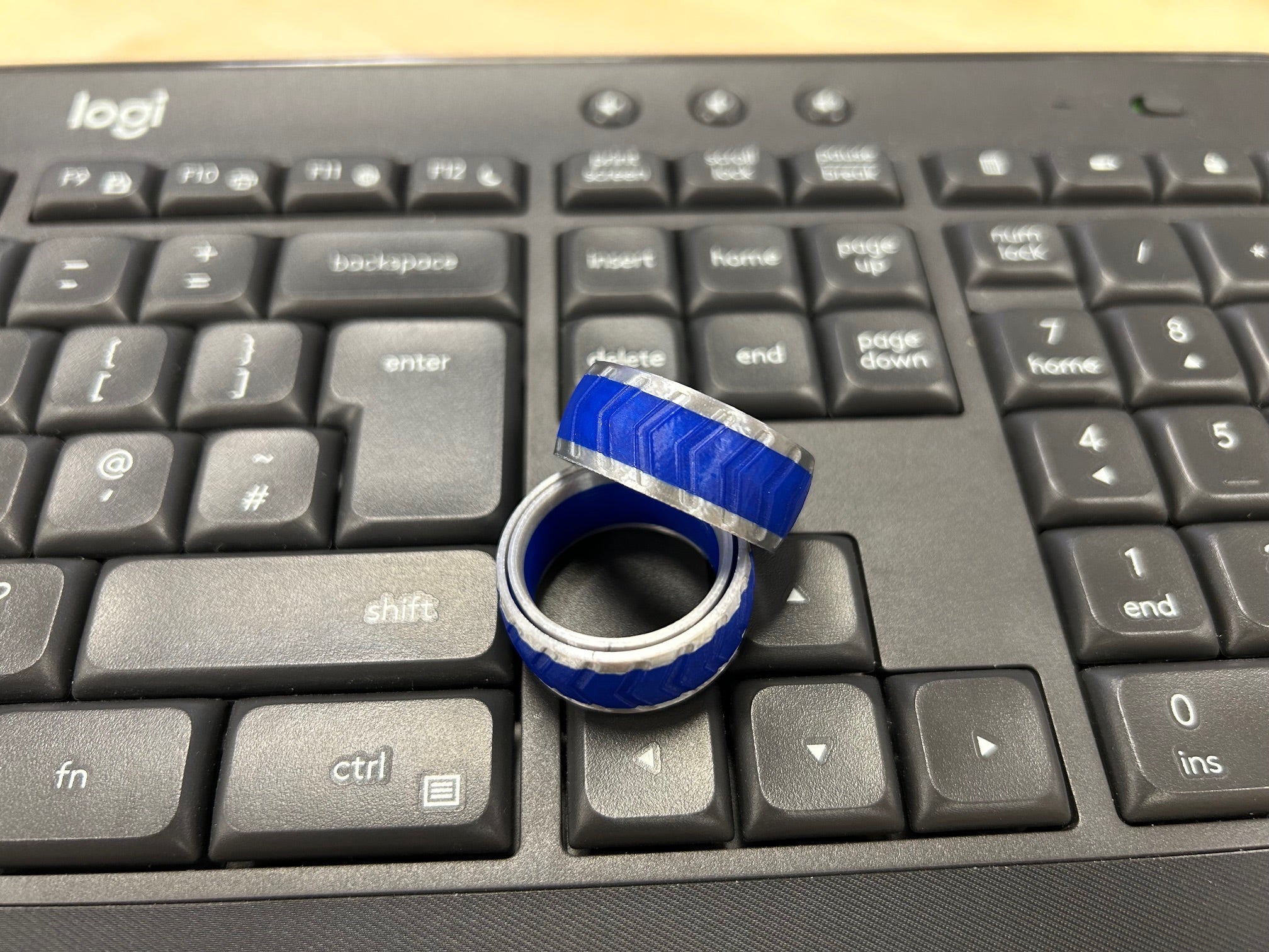 FIDGET RING - WEARABLE SLIMLINE DESIGN - 6 DESIGNS