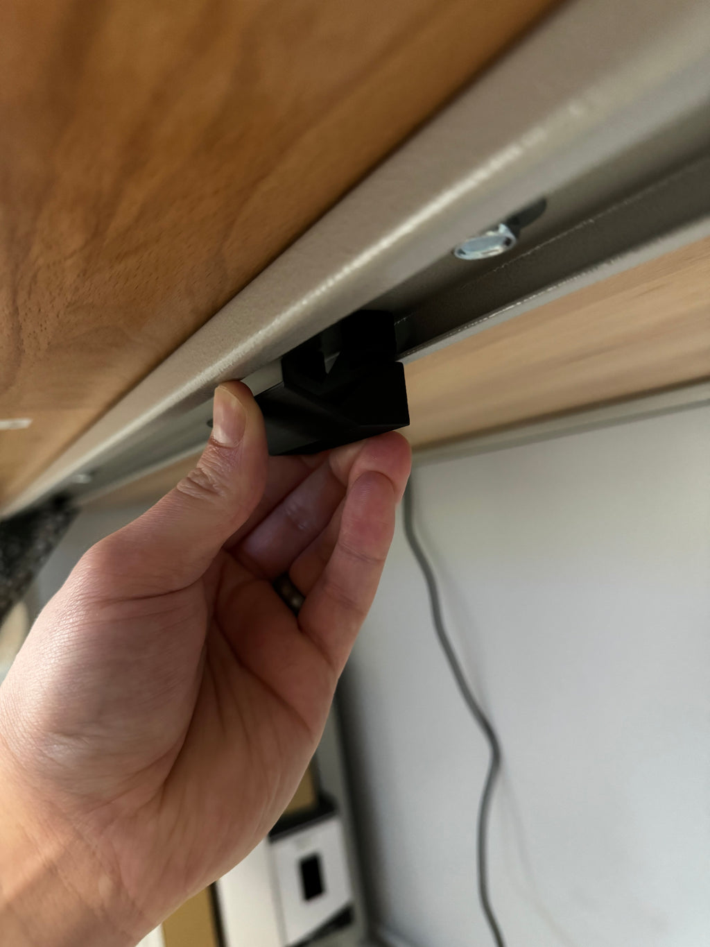 Seville Desk Underside Mounting Hooks