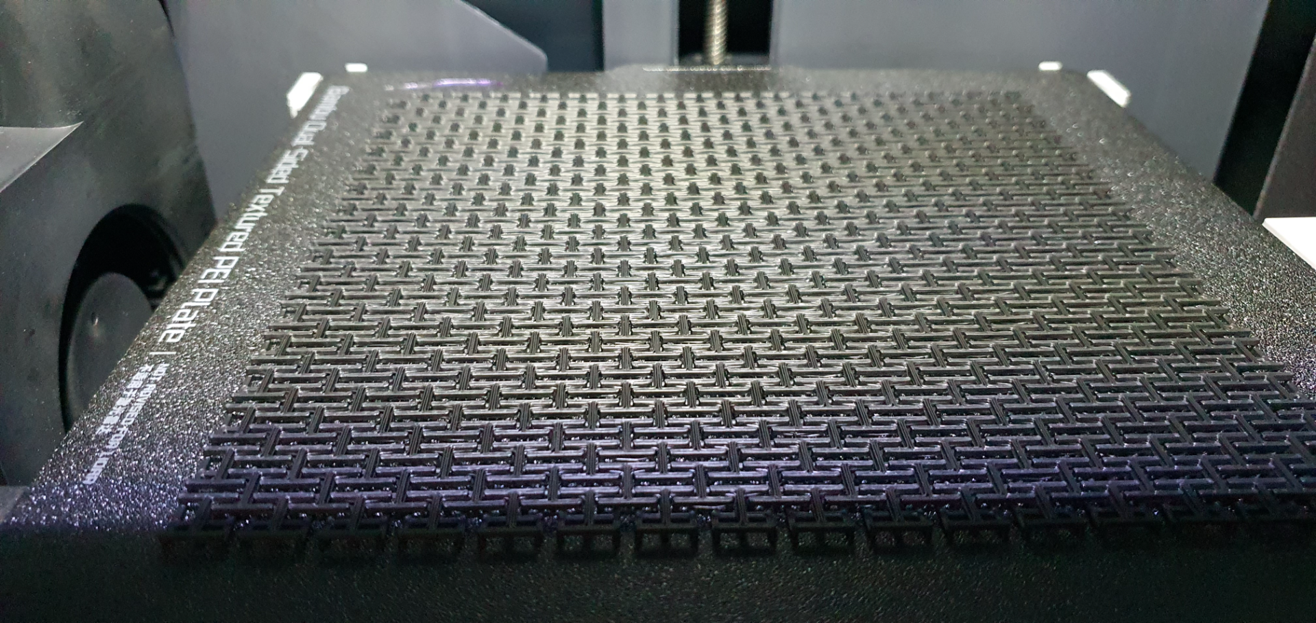 fabric lattice cube pattern