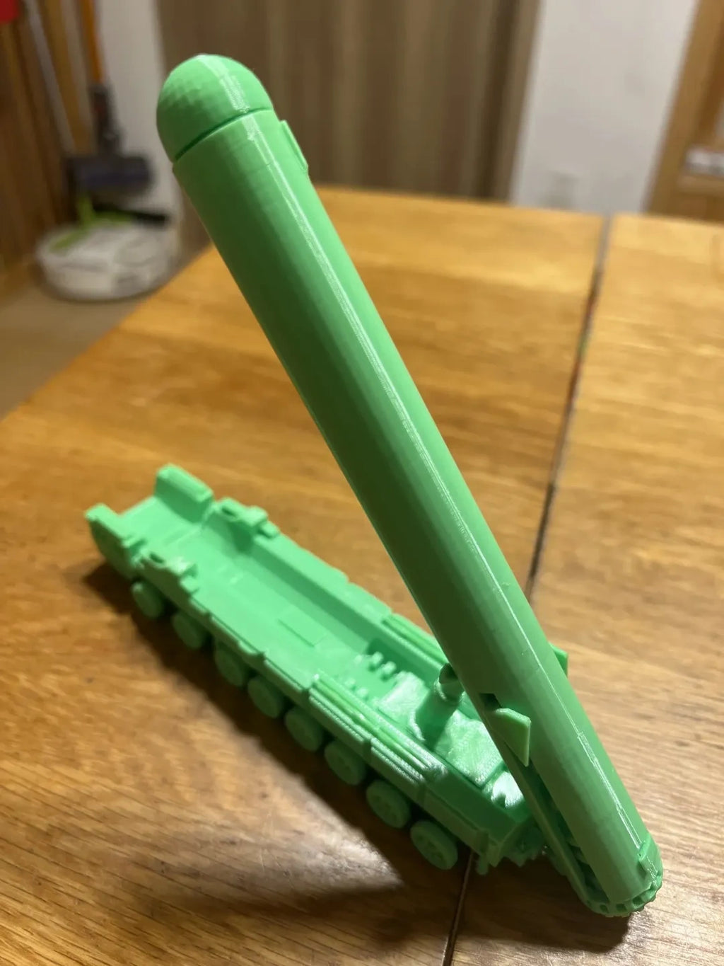 DF-21D东风导弹汽车模型