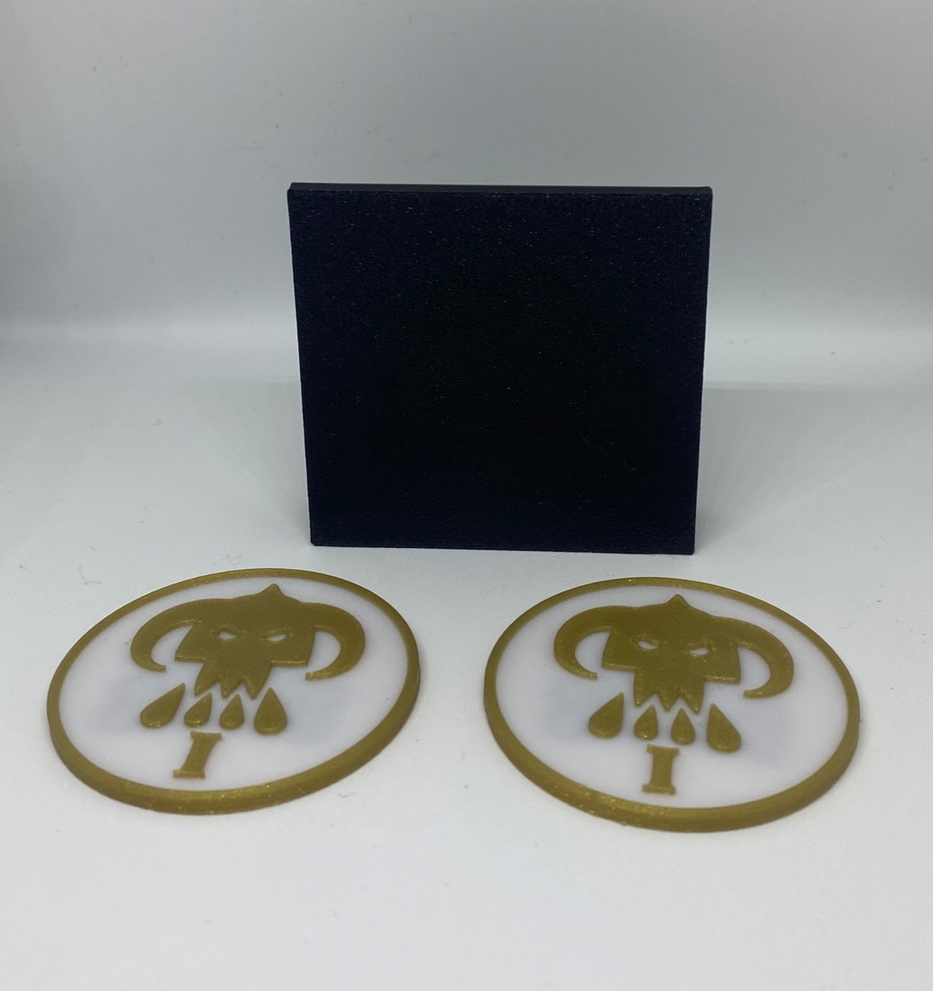 shelf for bigger tokens
