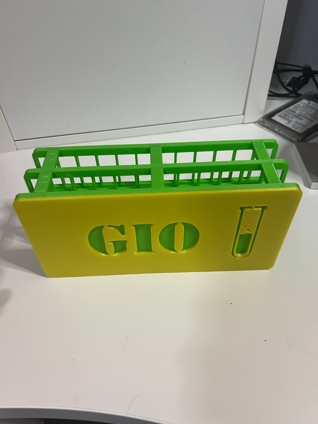 Test tubes holder (with Dr. name)