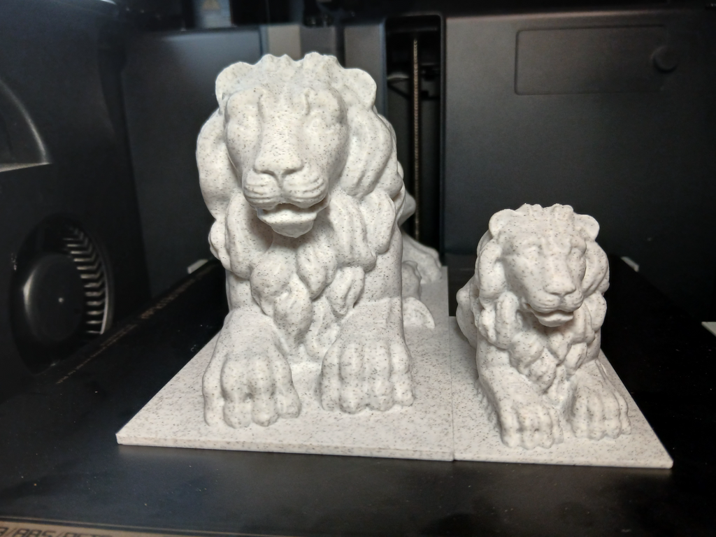 Marble Lion (Supportless)