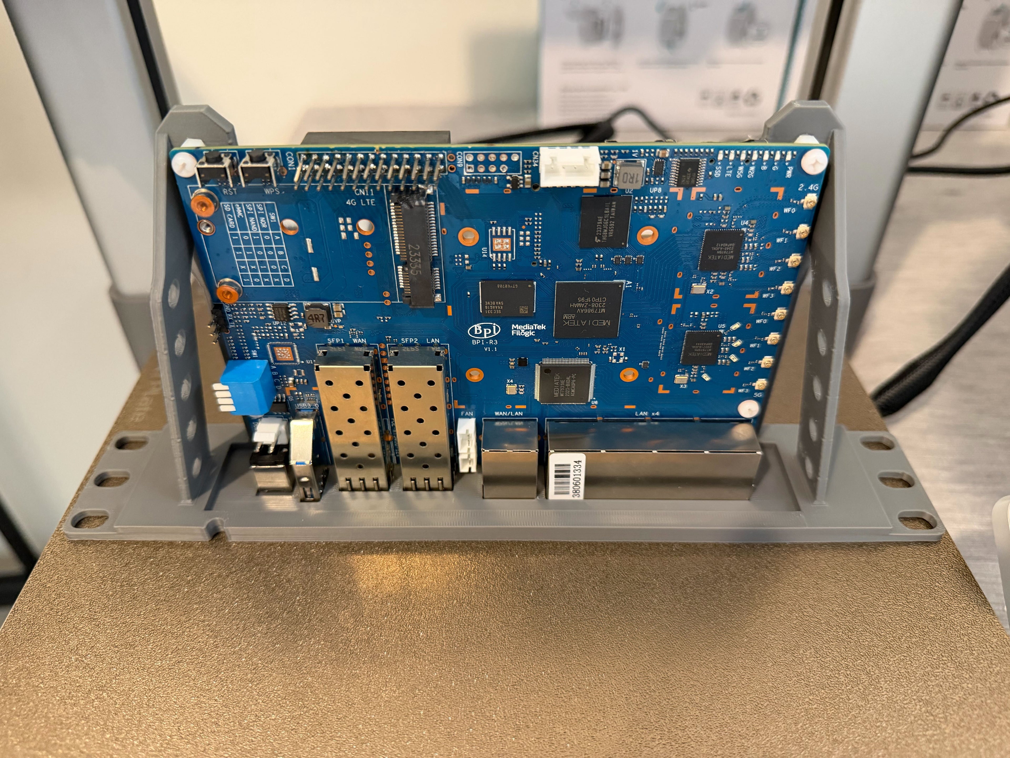 Bananapi R3 router 10 inch rack mount