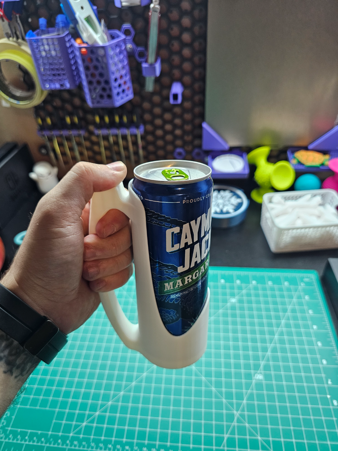 12oz/354ml Can Holder