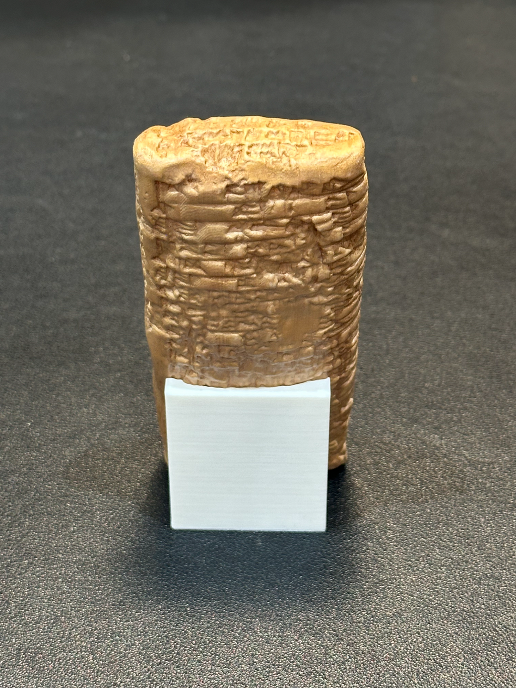 Poor-grade copper complaint cuneiform tablet