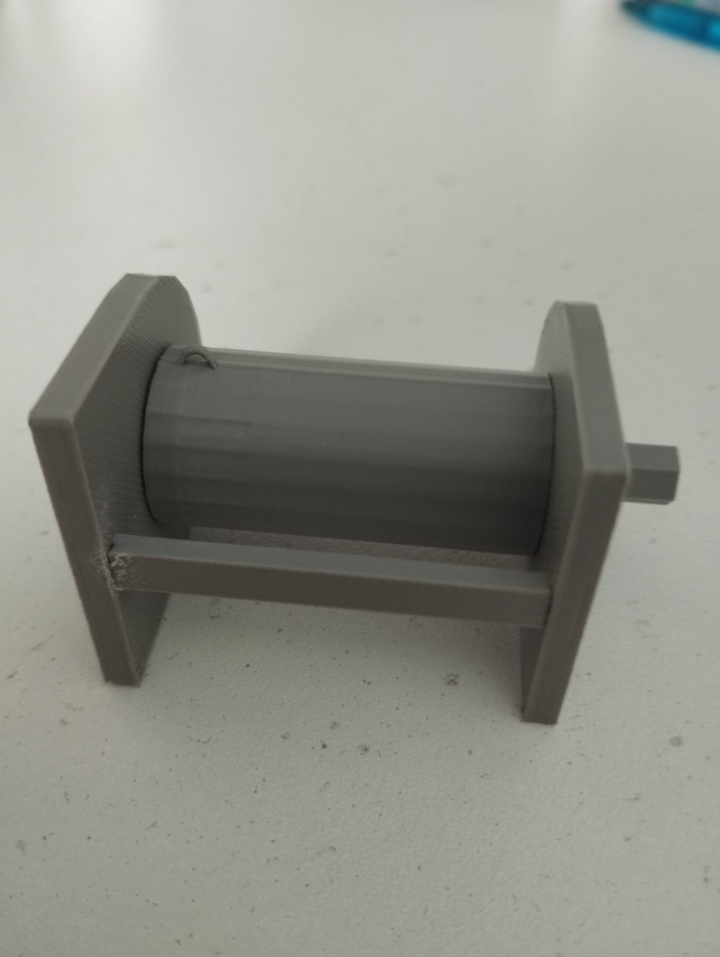 Spool for string or jewelry chain